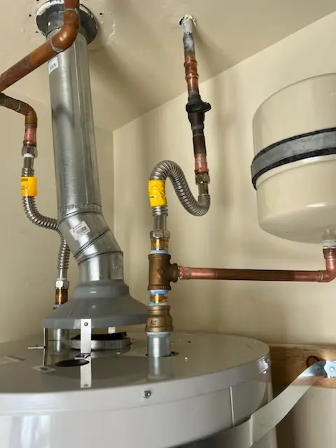 Water heater installation and plumbing repair in Evergreen Estates